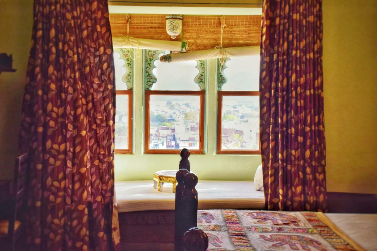 Hotel Kurabar Kothi Udaipur Exteriör bild