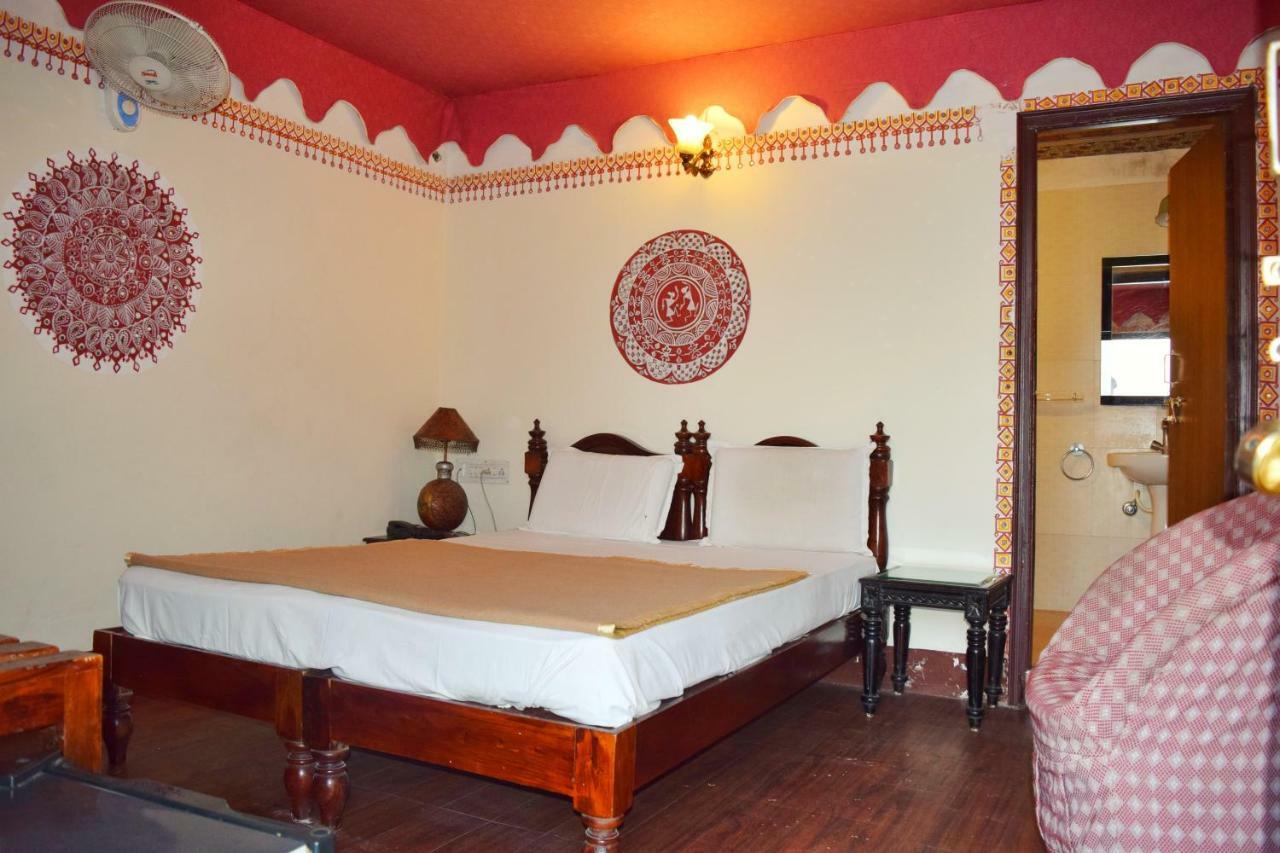 Hotel Kurabar Kothi Udaipur Exteriör bild