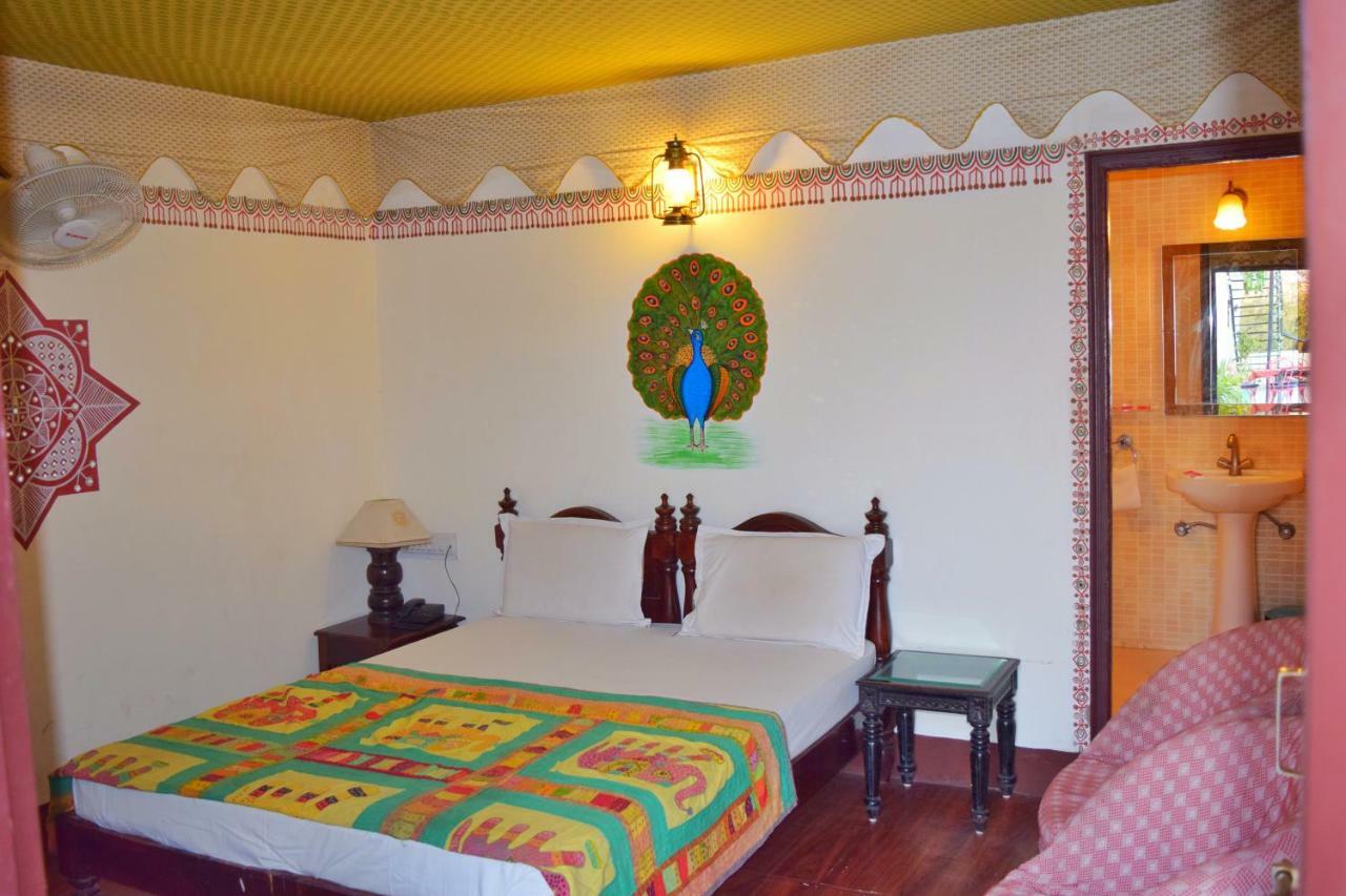 Hotel Kurabar Kothi Udaipur Exteriör bild