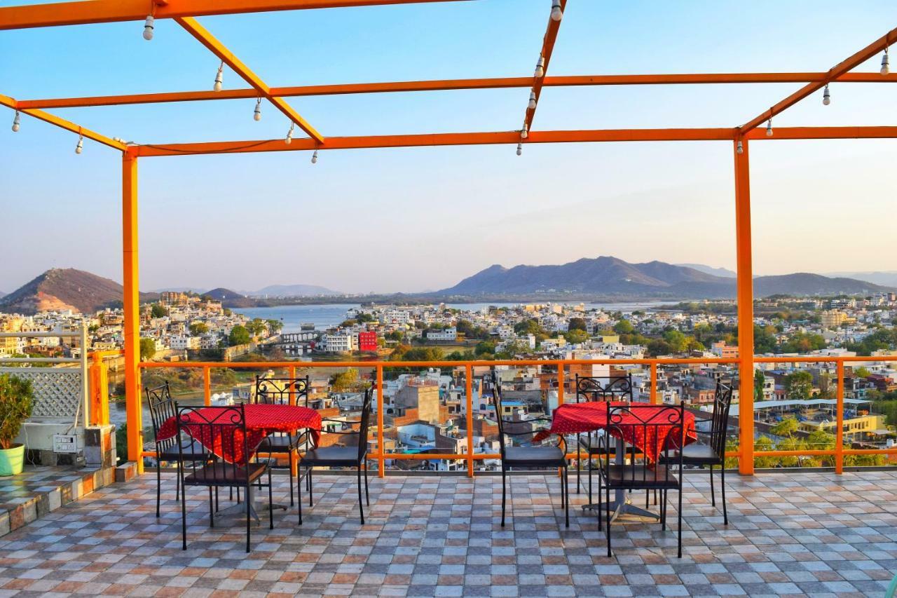 Hotel Kurabar Kothi Udaipur Exteriör bild